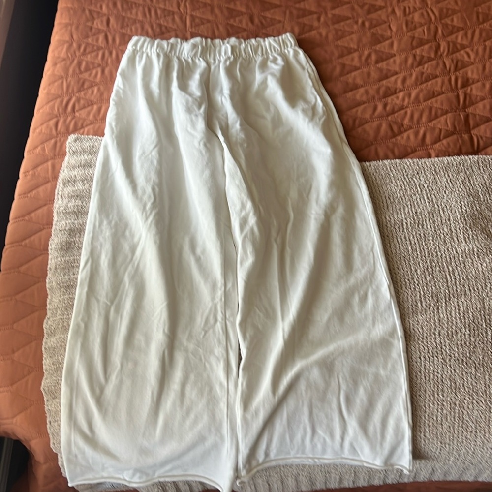 brandy melville white sweat pants